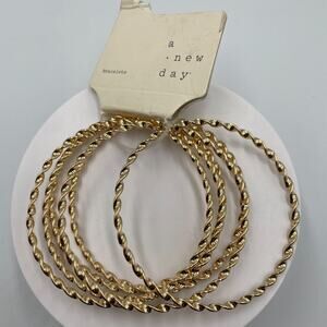 VTG A New Day Gold Tone Twisted Bangle Bracelets Set of 5 Minimalist Stackable